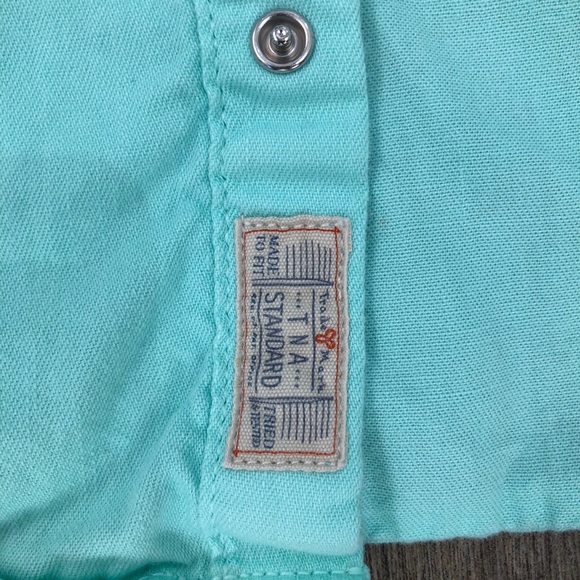 TNA Classic fit button down mint green - Picture 3 of 6